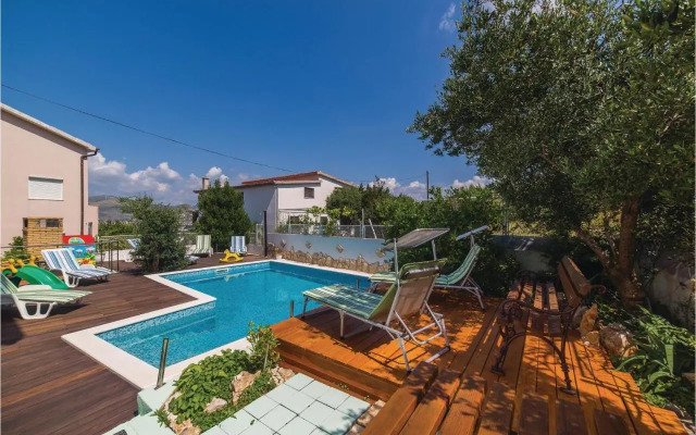 Two-Bedroom Apartment in Trogir