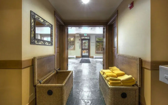 Lone Eagle #3021 - 2 Br Condo