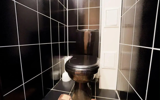 Пять звезд на Дружбы Народов 9