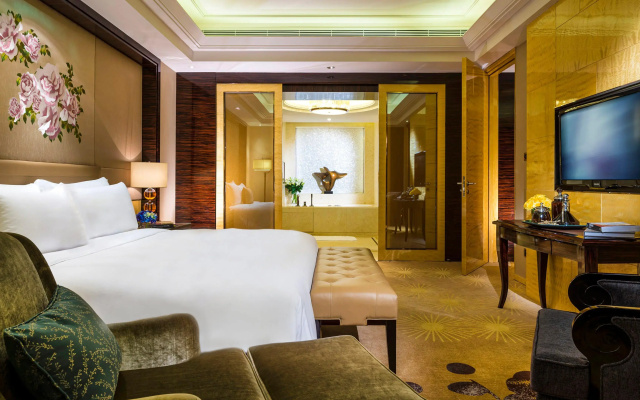 Intercontinental Shijiazhuang by IHG