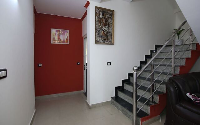 OYO 13051 Shanti Villa