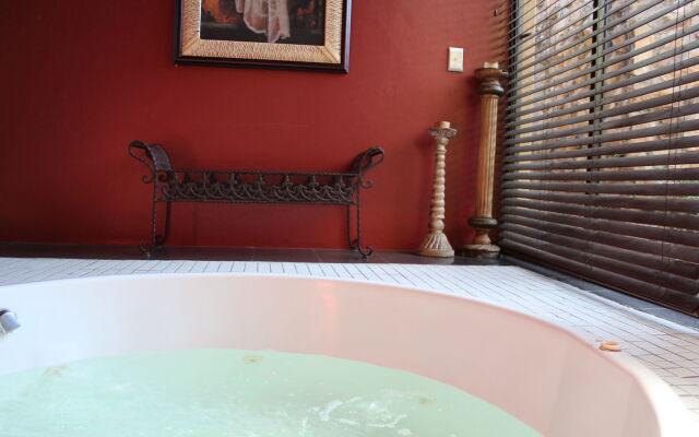 Lombardy Boutique Hotel