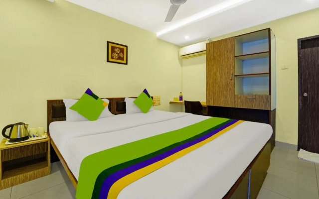 Treebo Surya Comforts, 200 Mtrs From Kolhapur Railway Station