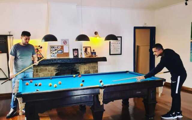 Youse Hostel and Hotel