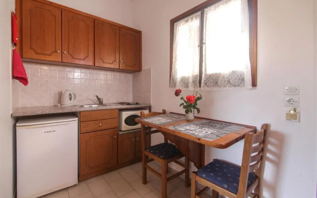 Fiona Apartments