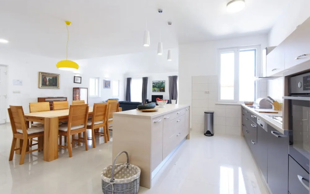 Villa Zupa in quiet part of Dalmatian Hinterland