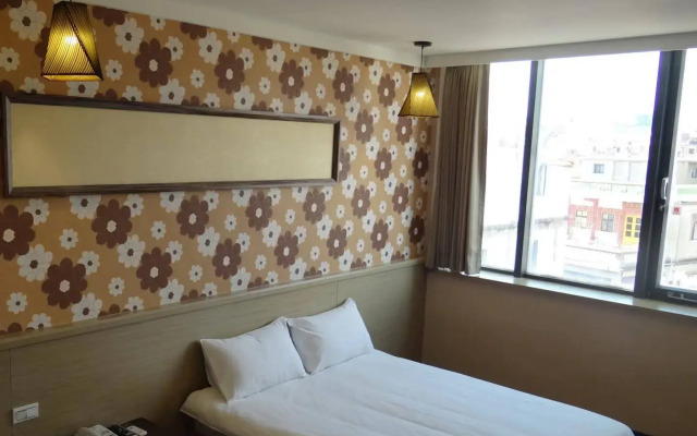Home Full Hotel