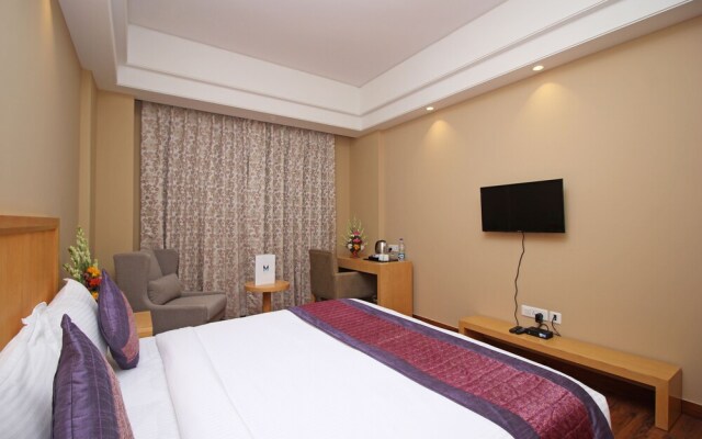 Mint Golf Course Suites