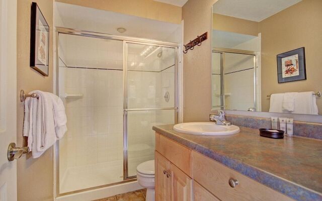 Sundowner W10 by RedAwning