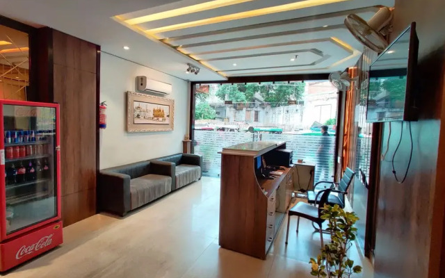 Hotel AVI INN BY JR GROUPS OF HOTELS