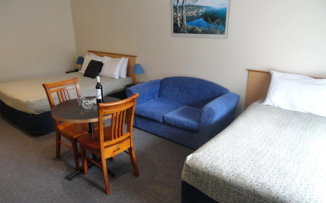 Victoria Lodge Motor Inn And Apartments