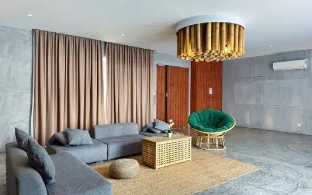 The Luxurious 245, A Famosa Melaka