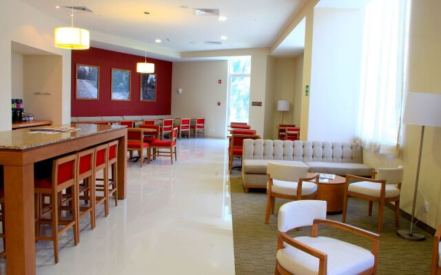 Hampton Inn by Hilton Guadalajara/Expo