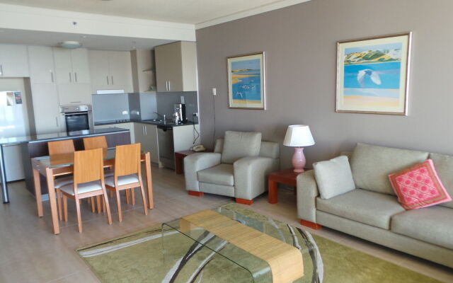 Grand Apartments