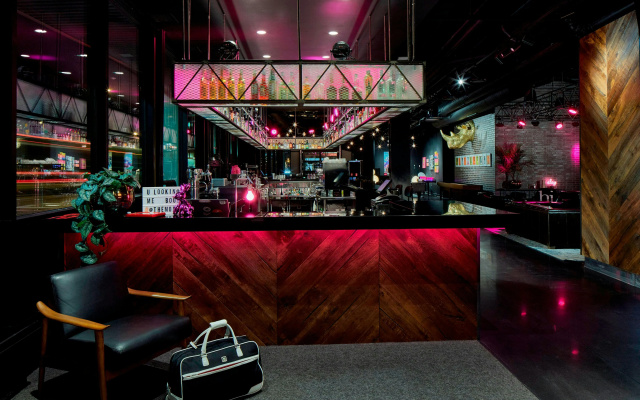 MOXY Minneapolis Uptown