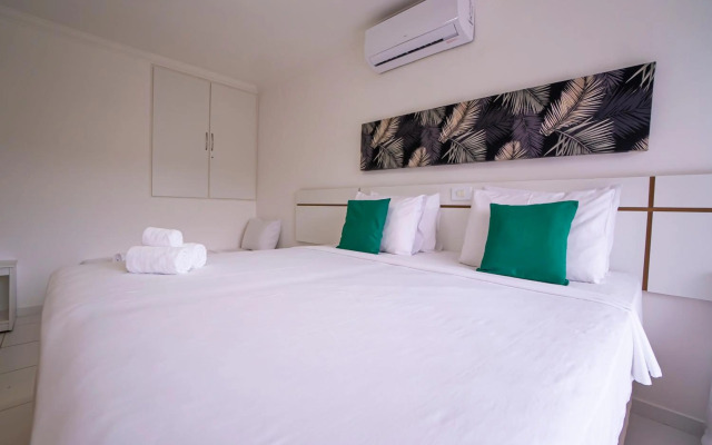 Duplex 2 Suítes Condomínio Mont Carmelo