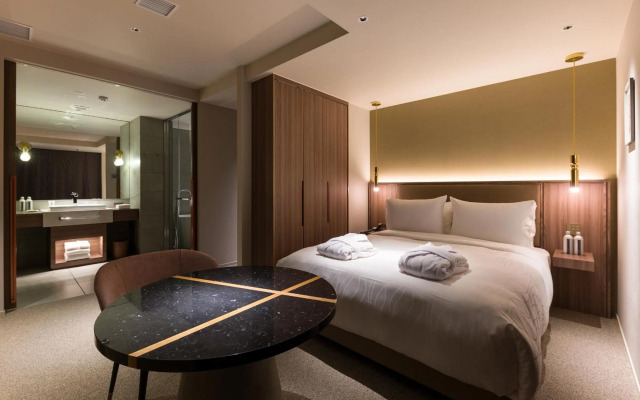 THE skM TOKYO HOTEL&DINING