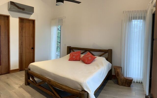 My Way Langosta Beach House