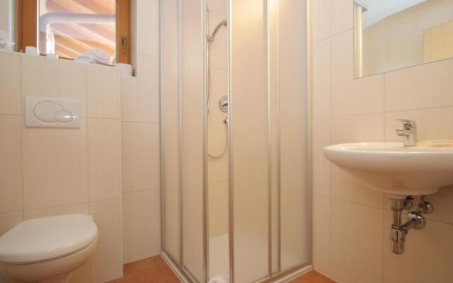 Charming Apartment in Uderns With Balcony