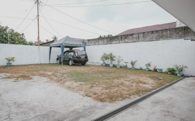 RedDoorz @ Beringin Jambi