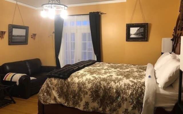 The Pendleton House Bed and Breakfast