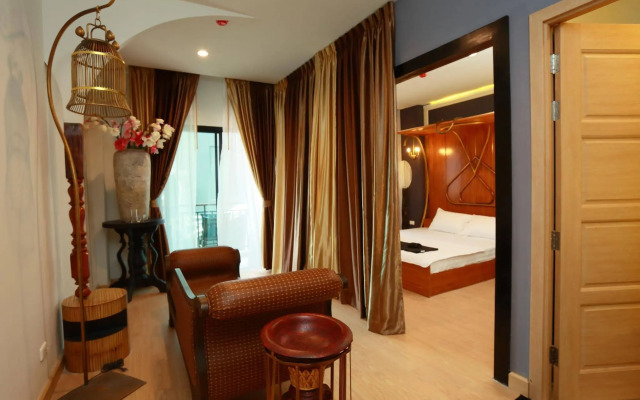 iBooking Trams Square