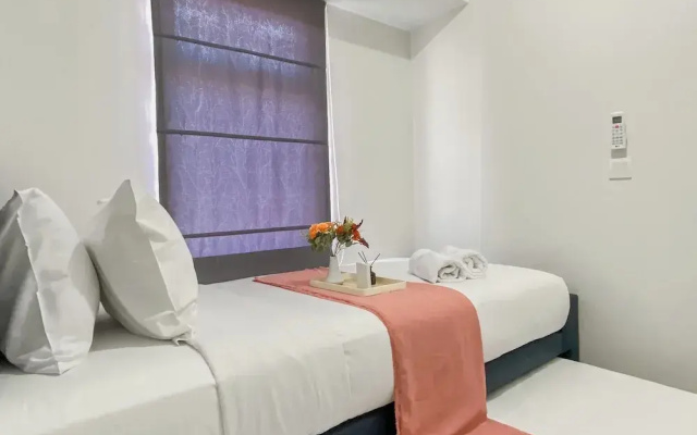 Comfy And Well Furnished 2Br Springlake Summarecon Bekasi Apartment