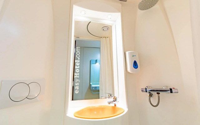 easyHotel Edinburgh