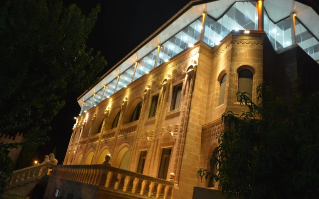 Turabdin Hotel