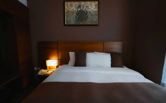 Nour Al Thuria Hotel