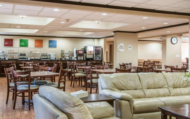 Comfort Inn Near Greenfield Village
