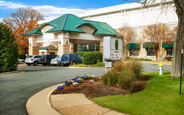 Clarion Hotel & Suites Convention Center Fredericksburg