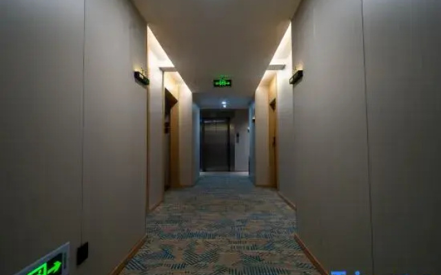 Wenling Kaidiya Business Hotel