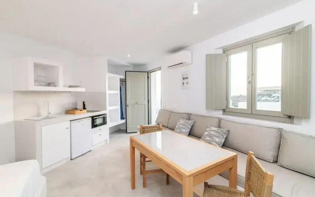 Blu Dot Tinos by TinosHost