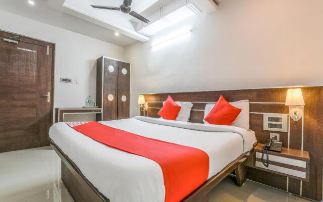 Madhura Inn