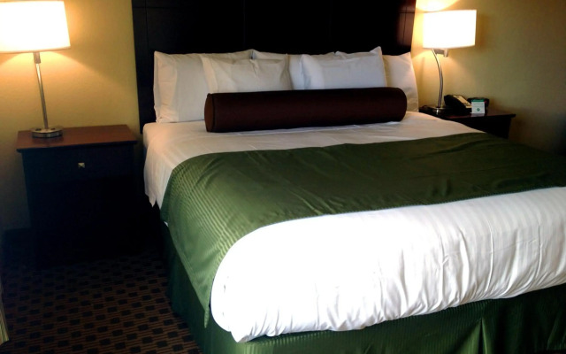 Cobblestone Hotel & Suites - Waynesboro