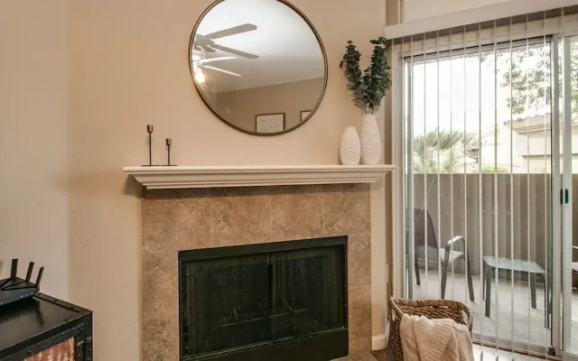 Cozy 1-bdrm Scottsdale Condo Next to Pool