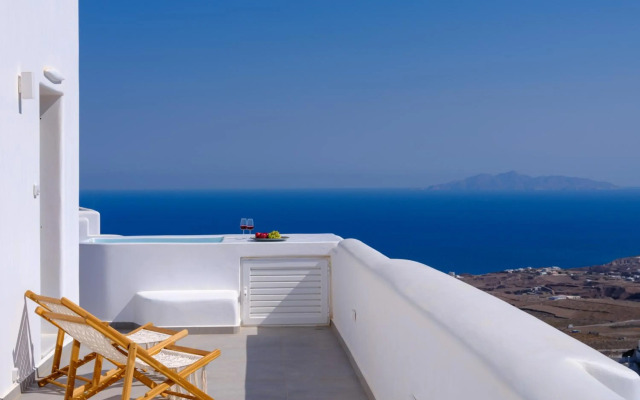 Terra Blanca Suites
