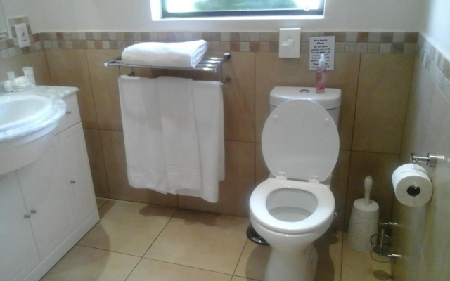 Hoyohoyo Chartwell Lodge