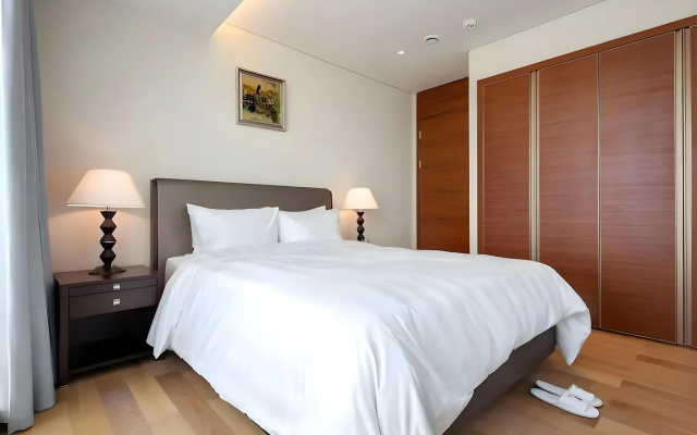 Lotte The Residence – Guest Rooms – Hanoi