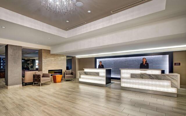 DoubleTree by Hilton Halifax Dartmouth