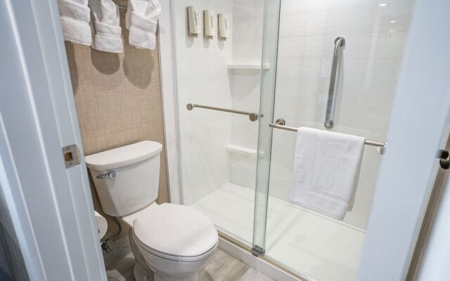 Spray Beach Oceanfront Hotel