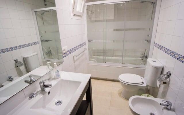 RentalSevilla Gran apartamento en Barrio Santa Cruz