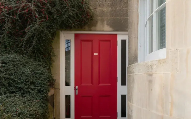 Stylish Executive Apartment in Reading