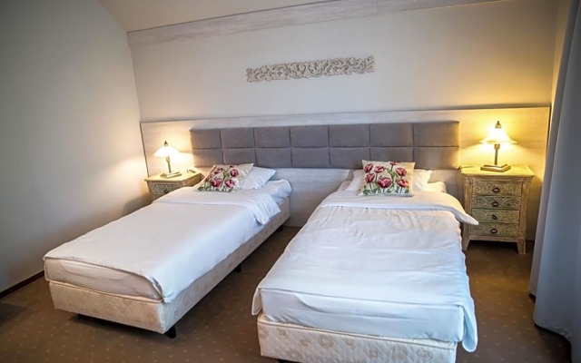 Hotel Legnicki & Restauracja