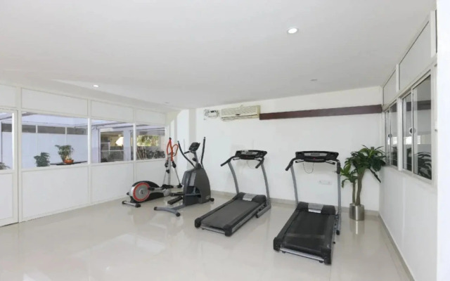 OYO 20007 SilverKey Thoraipakkam