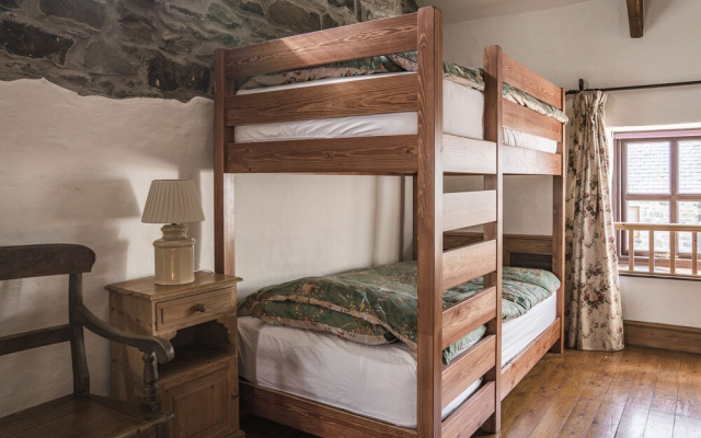 Coach House
