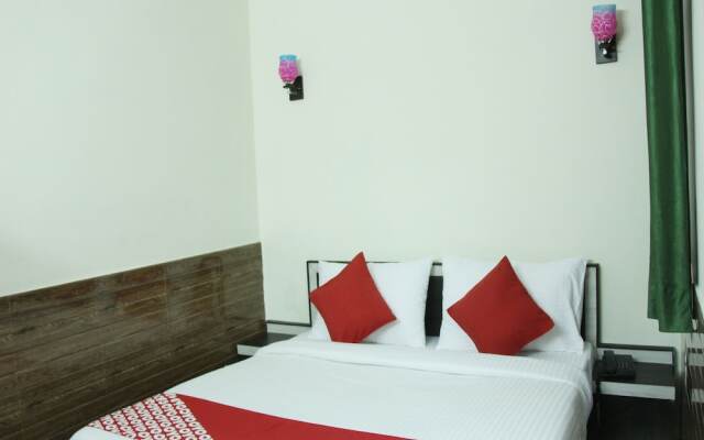 OYO 13889 Hotel Seth Sawariya