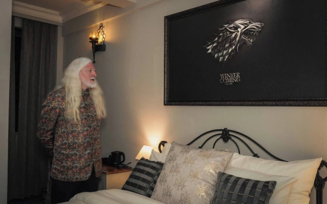 The Iron Throne A Bespoke Got' Theme Penthouse