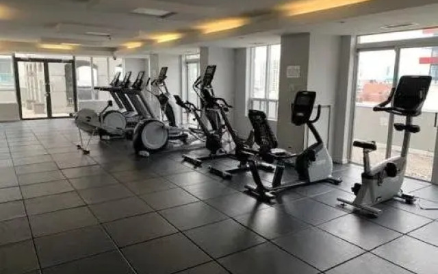 Furnished Apartments - 140 Simcoe Street